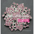 Hembra vintage coloreado cristales flor broche